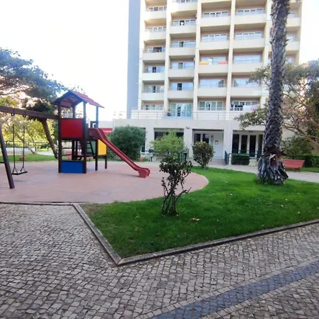 Casa Jardins Da Rocha Апартаменты Портиман