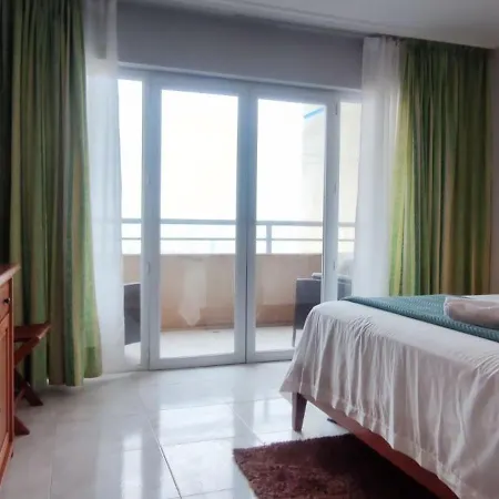 Casa Jardins Da Rocha *
